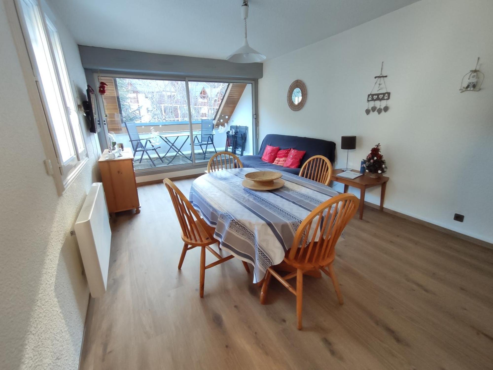 T2 Spacieux Et Lumineux Avec 2 Terrasses Sud Et Est, Proche Centre Village سانت لاري سولون المظهر الخارجي الصورة